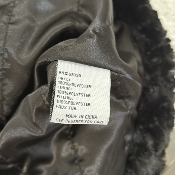 PAMELA McCoy BLACK FAUX FUR PANCHO- SIZE M - Picture 11 of 17